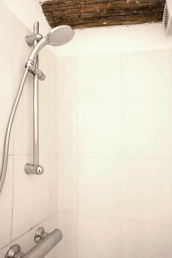 Apartment Gregbnb - T2 Cosy Et Design - Parking Inclus - Wifi - 15Min Gare Toulon France